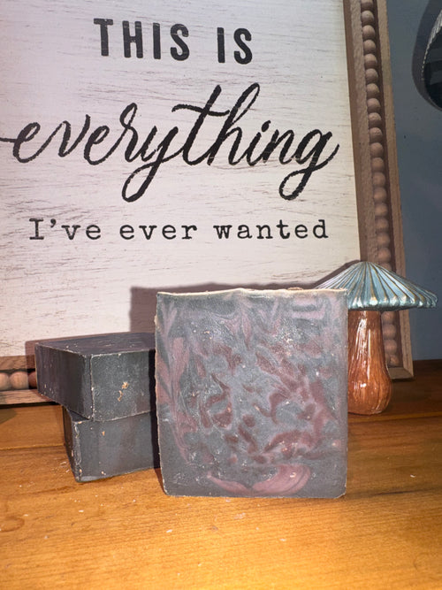 Black Velvet | Black Amber & Lavender